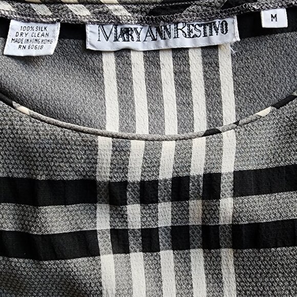 Silk Plaid Windowpane Short Cap Sleeves Round Neck Blouse by Mary Ann Restivo - Picture 9 of 10